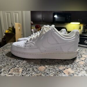 Nike Women’s Court Vision Low Shoe